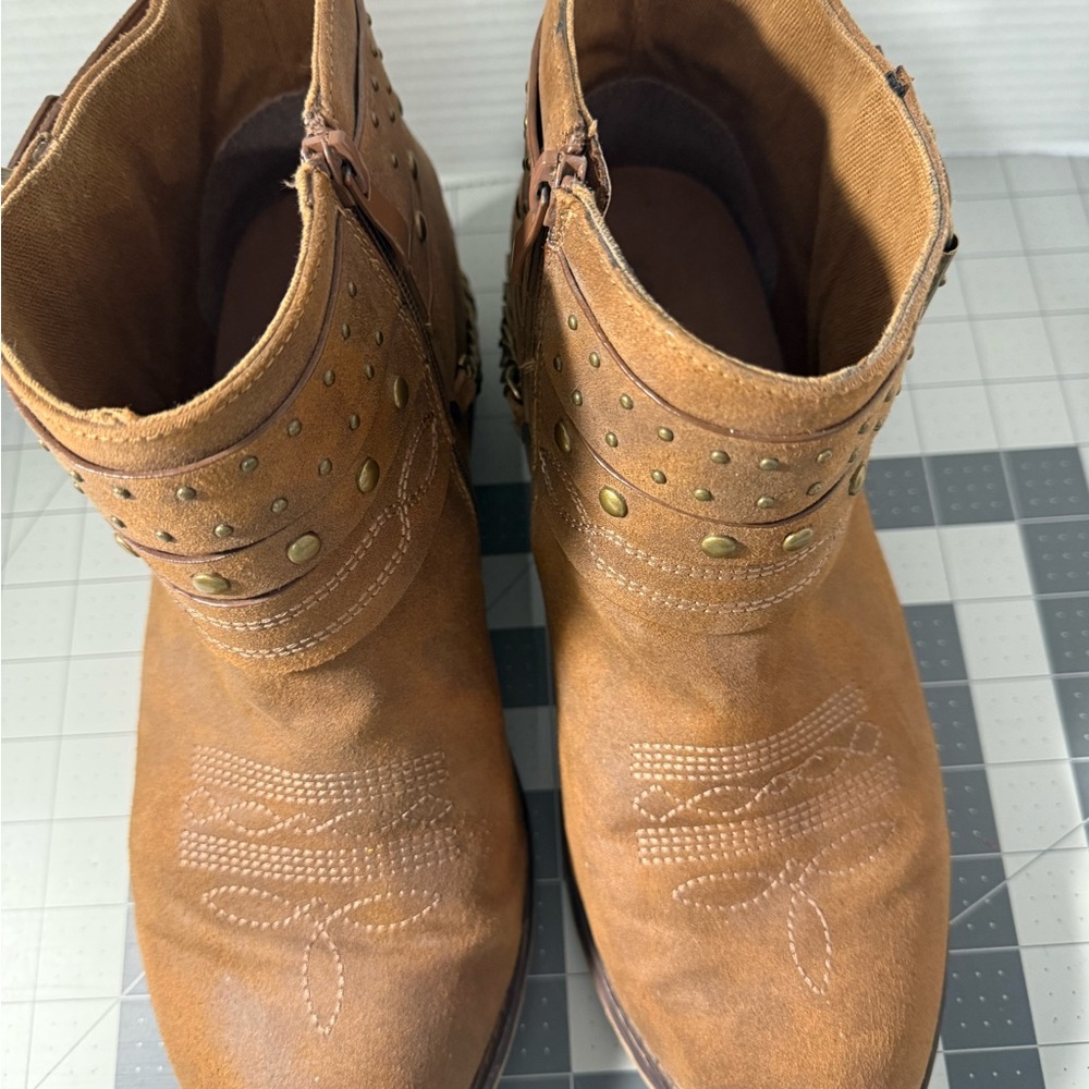 Torrid multi strap boot - Picture 4 of 5